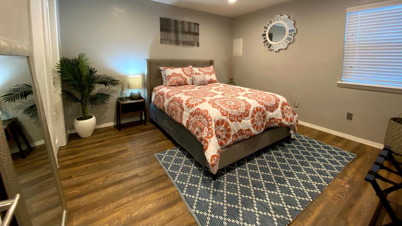 Evie's Campus-close 2 Bedroom Luxury Appartement *