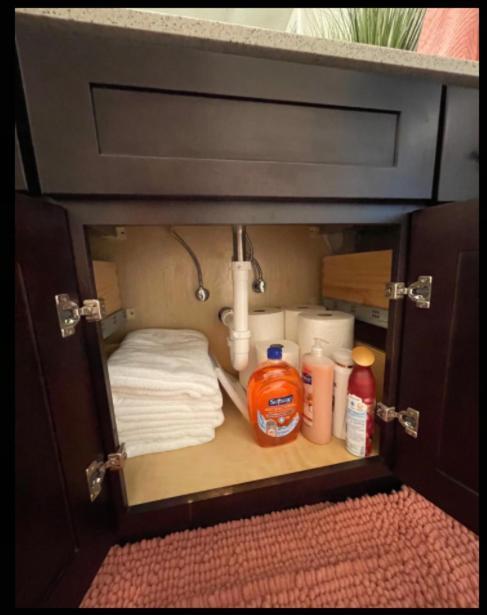 Evie's Campus-close 2 Bedroom Luxury Oklahoma City